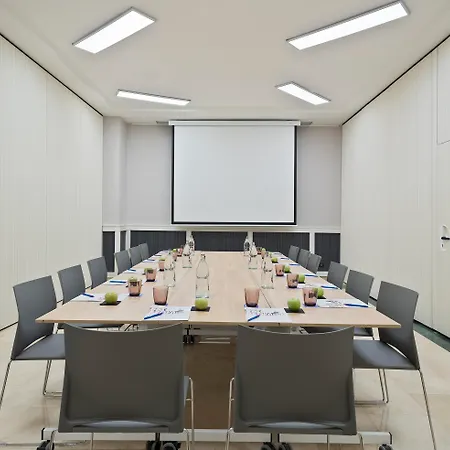 Innside By Melia Apolo Barcelona