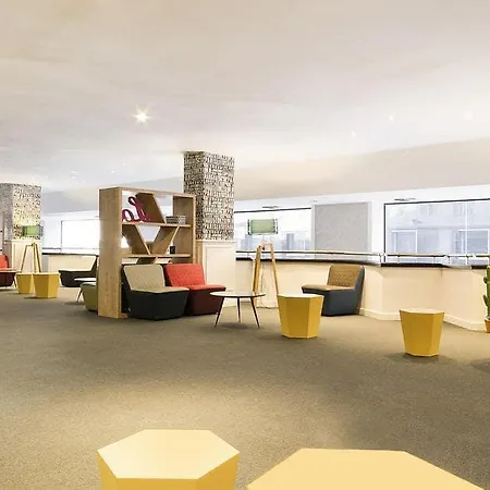 ホテル Innside By Melia Apolo