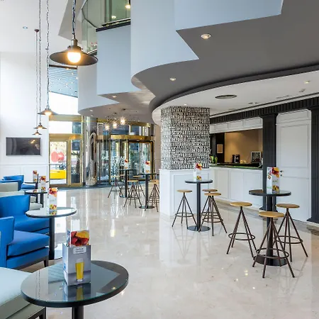 Innside By Melia Apolo 4*