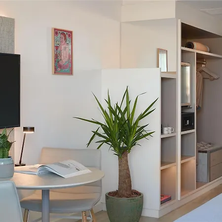 Innside By Melia Apolo 4*