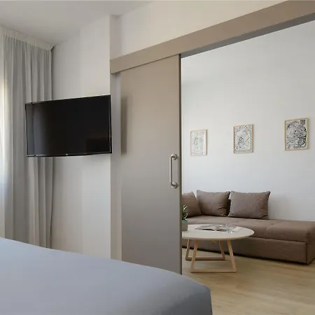 ホテル Innside By Melia Apolo