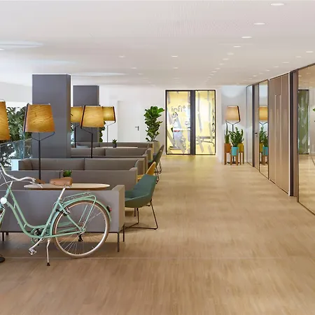 Innside By Melia Apolo Szálloda Barcelona