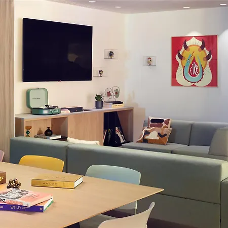 Innside By Melia Apolo 4*