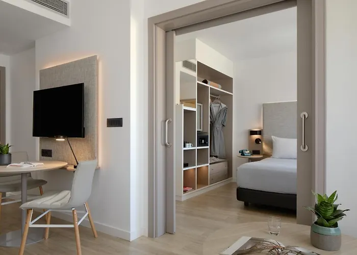 Apolo, Affiliated By Meliá Hotel