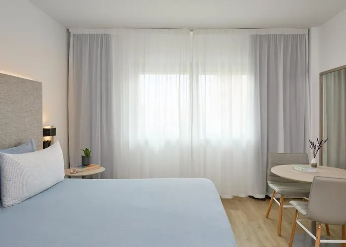 INNSiDE by Meliá Barcelona Apolo Hotel 4*